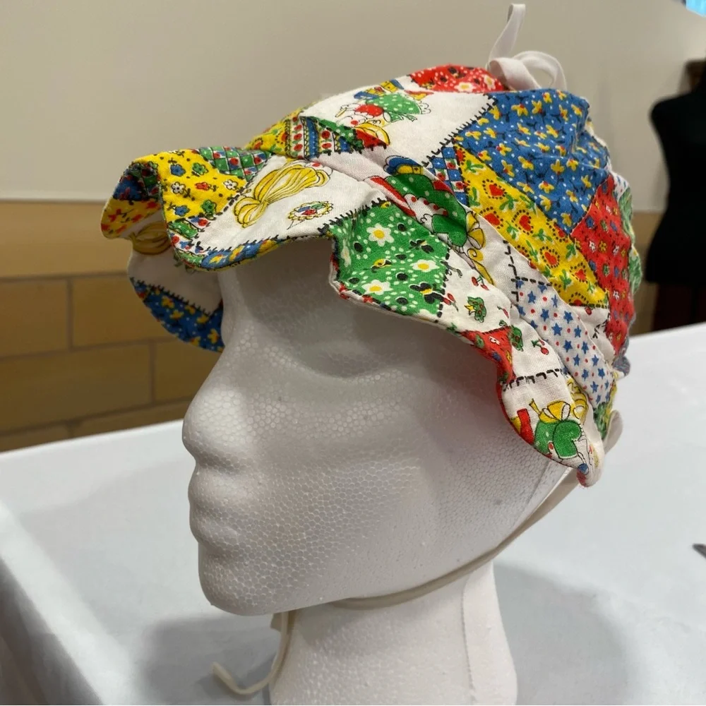Handmade 1970s children’s bonnet